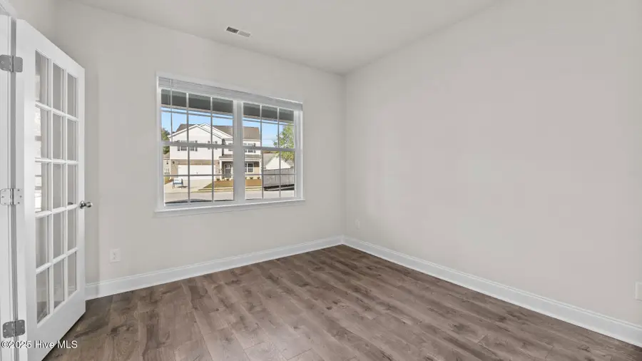 227 Lake Tyler Drive, New Bern, NC 28560 - Image #2