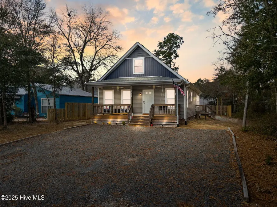 125 NW 15th Street, Oak Island, NC 28465 - Image #2