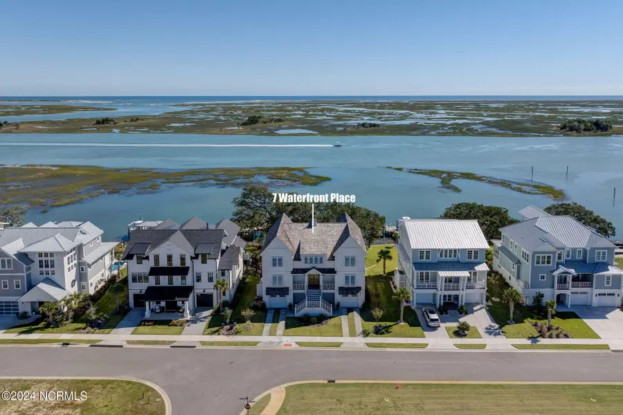 7 S Waterfront Place, Hampstead, NC 28443 - Image #3