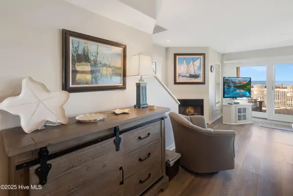 18 E Columbia Street #A, (D), Wrightsville Beach, NC 28480