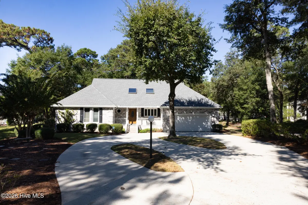 280 Golfview Court Sw, Supply, NC 28462 - Image #1