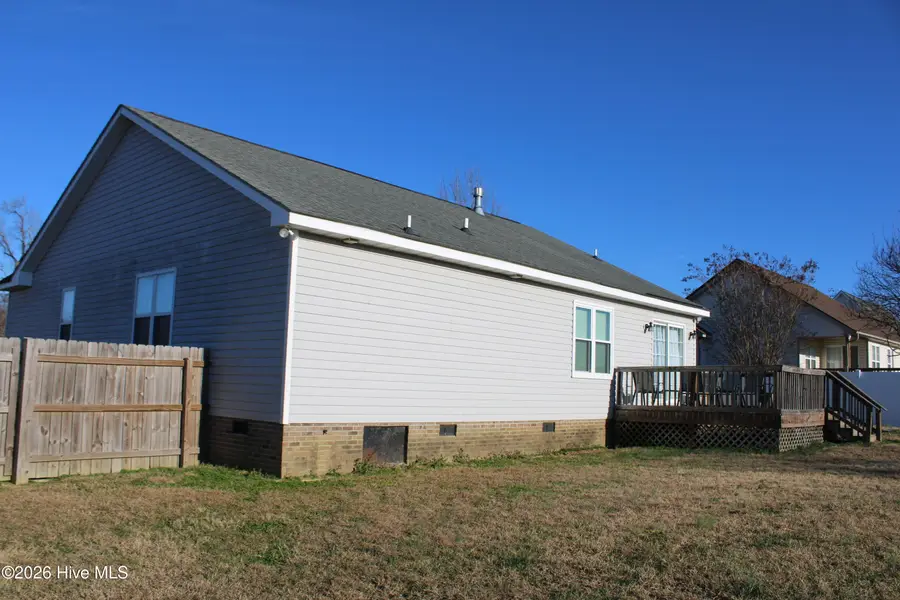 212 Sunridge Lane, Pikeville, NC 27863 - Image #3