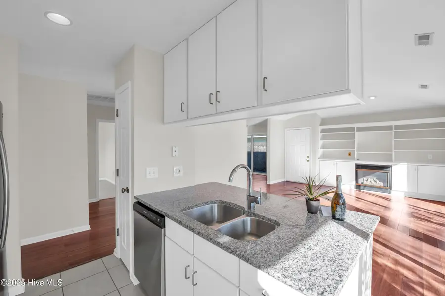 938 Summerlin Falls Court, Wilmington, NC 28412 - Image #3