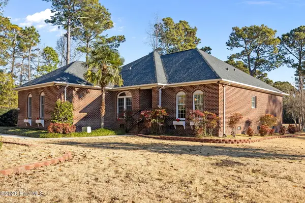 303 Seascape Drive, Sneads Ferry, NC 28460