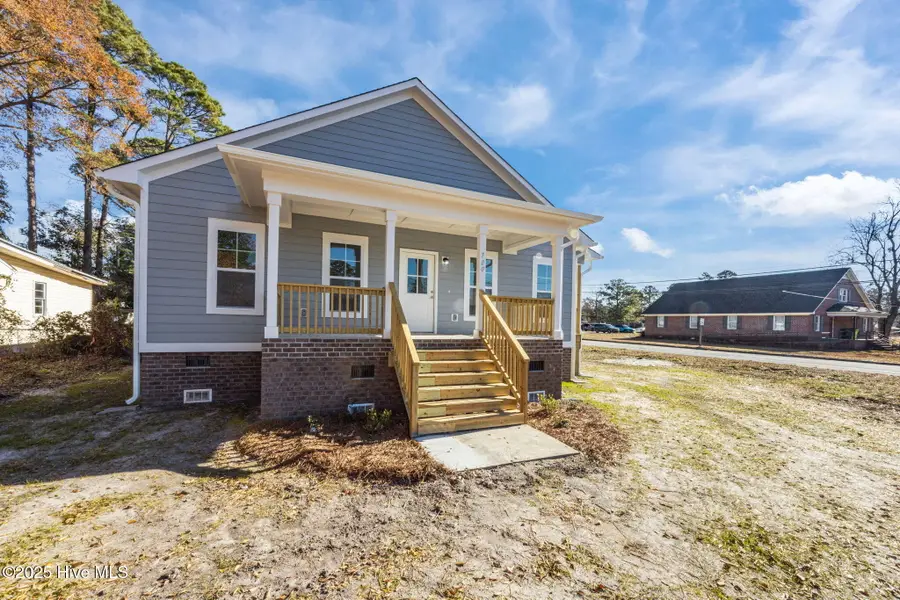 700 N Grace Avenue, New Bern, NC 28562 - Image #2