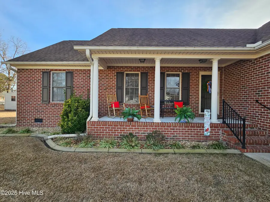 400 Grove Street, Clinton, NC 28328 - Image #2