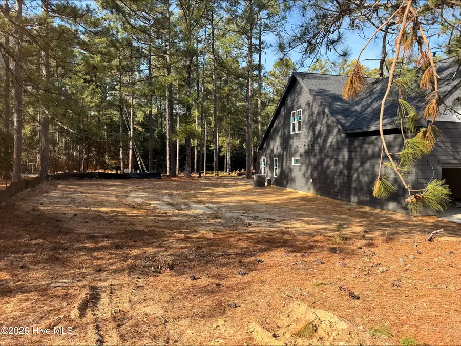 100 S Glenwood Trail, Southern Pines, NC 28387 - #2