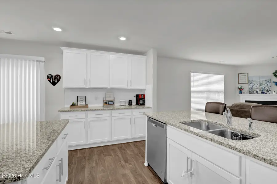 609 Ava Street, New Bern, NC 28560 - #3