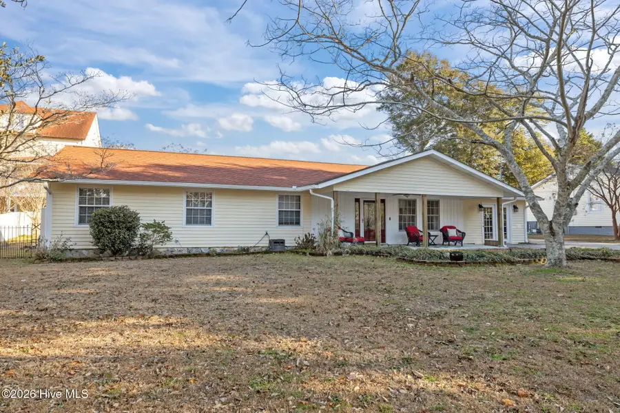 213 Pensacola Avenue, Morehead City, NC 28557 - #3