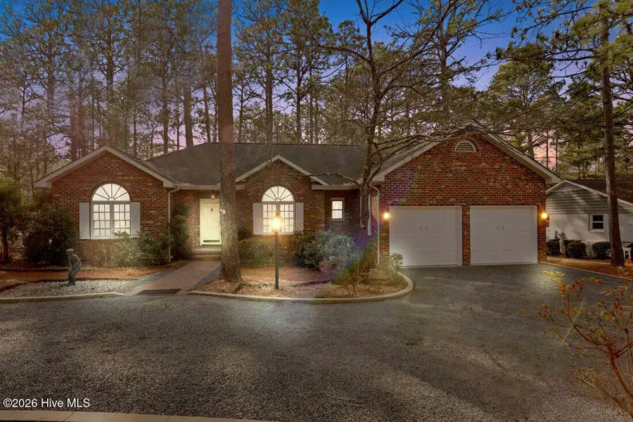 125 Pinyon Circle, Pinehurst, NC 28374 - Image #2