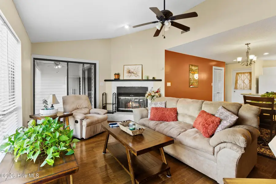 7302 Windward Drive, New Bern, NC 28560 - Image #3