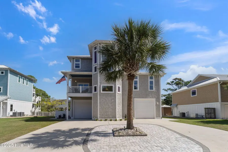 208 Oak Outlook Way N, Carolina Beach, NC 28428 - Image #3
