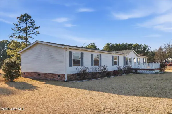 100 Saint Charles Drive, Goldsboro, NC 27530