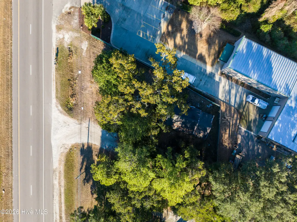 20748 Us Highway 17, Hampstead, NC 28443 - Image #1