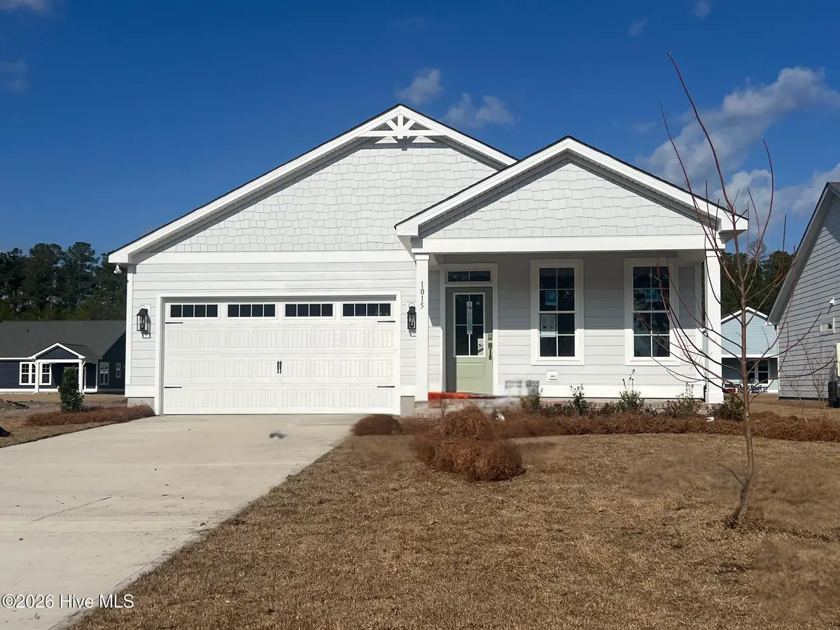 1015 Brighton Drive, New Bern, NC 28562 - Image #1