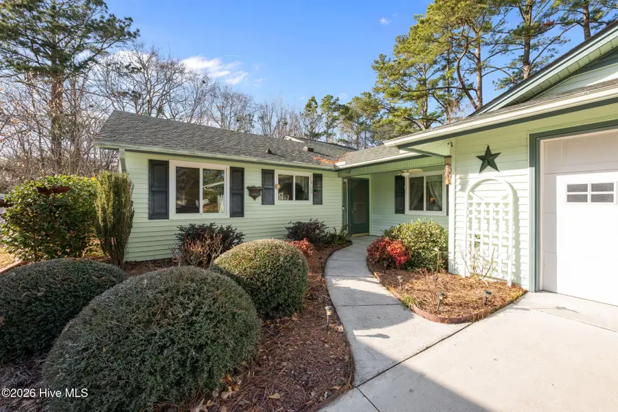 117 Wildwood Drive, New Bern, NC 28562 - Image #3