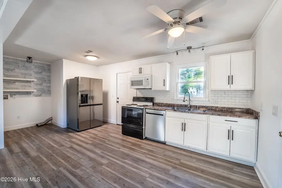 209 Wallington Road, Wilmington, NC 28409 - Image #2