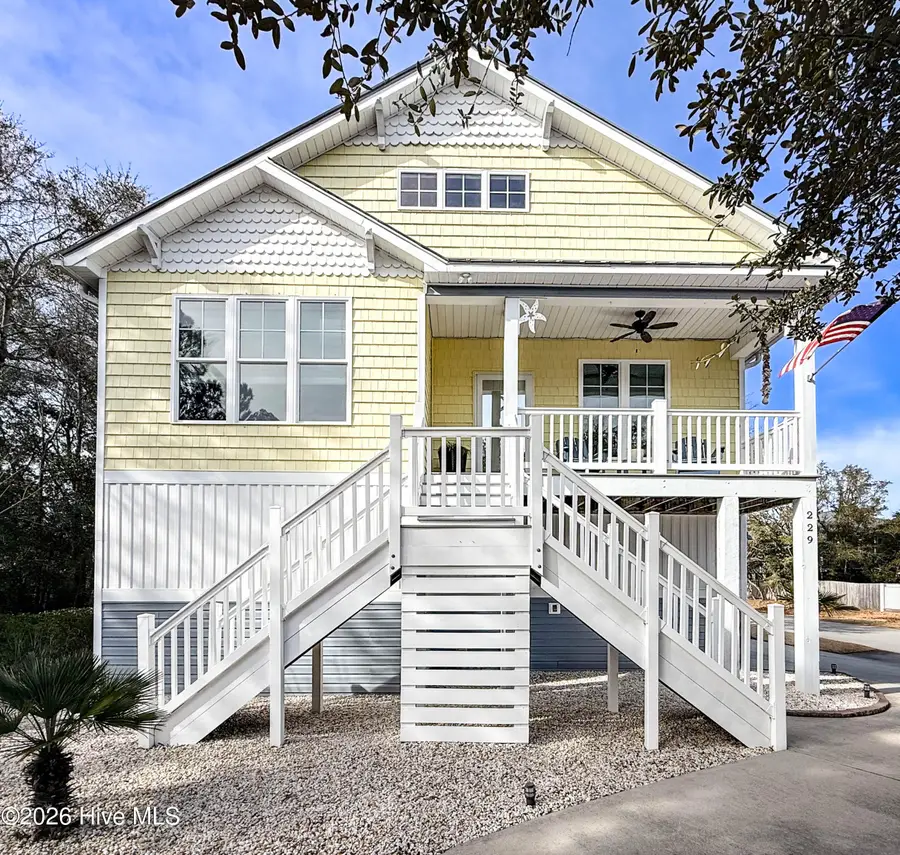 229 NE 43rd Street, Oak Island, NC 28465 - Image #2