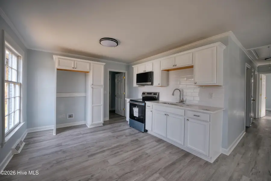 402 Marcella Drive, Kinston, NC 28501 - Image #3