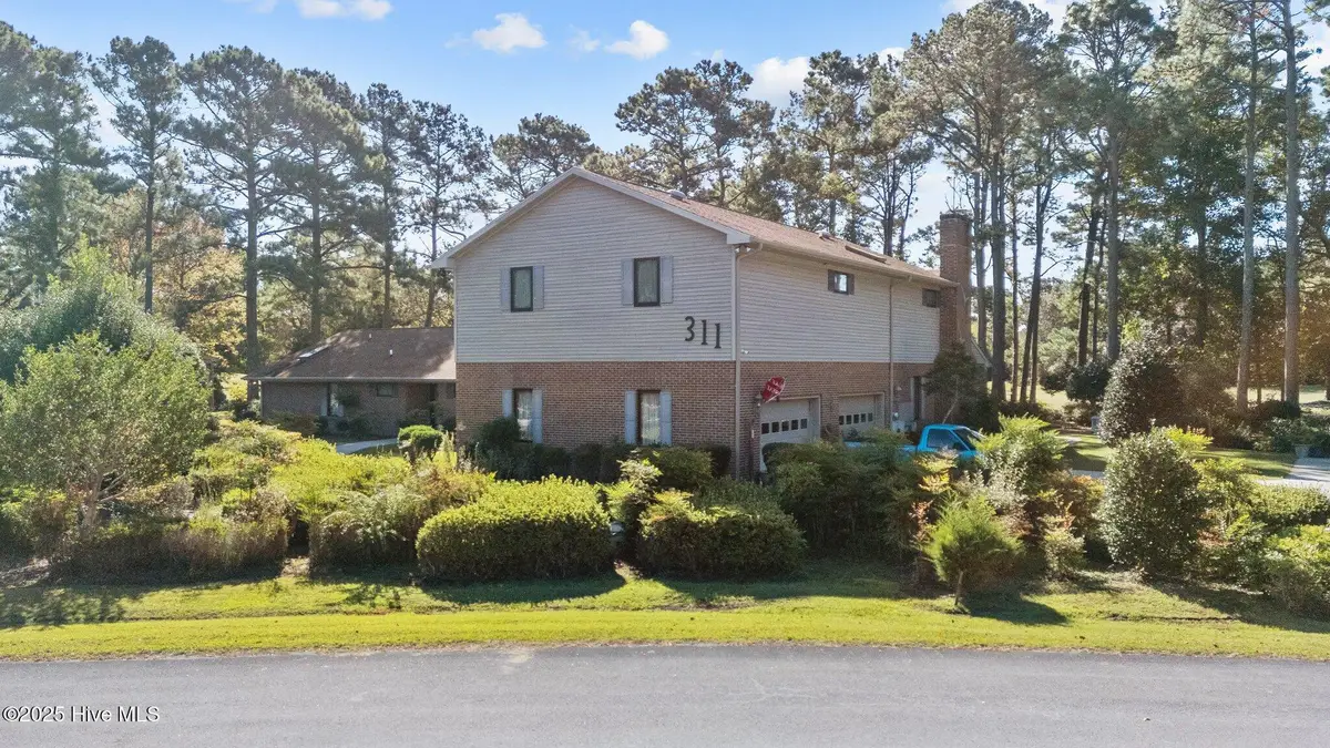 311 Lord Granville Drive, Morehead City, NC 28557 - Image #1