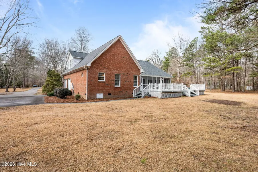 313 Forest Glen Lane, Pollocksville, NC 28573 - Image #3