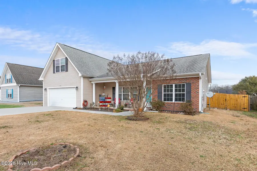 225 Bonanza Drive, Richlands, NC 28574 - Image #2