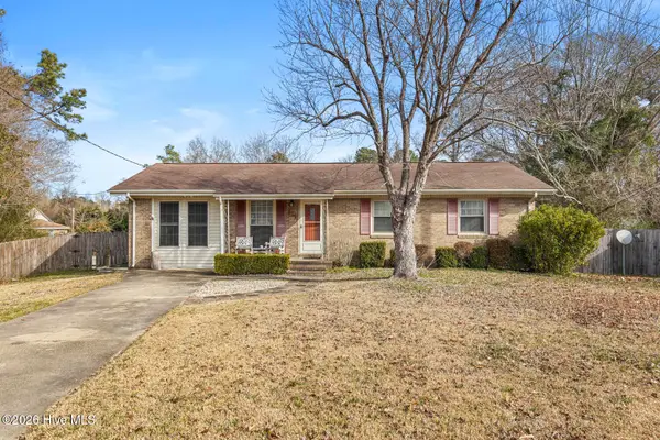 111 Yorkshire Drive, Jacksonville, NC 28546