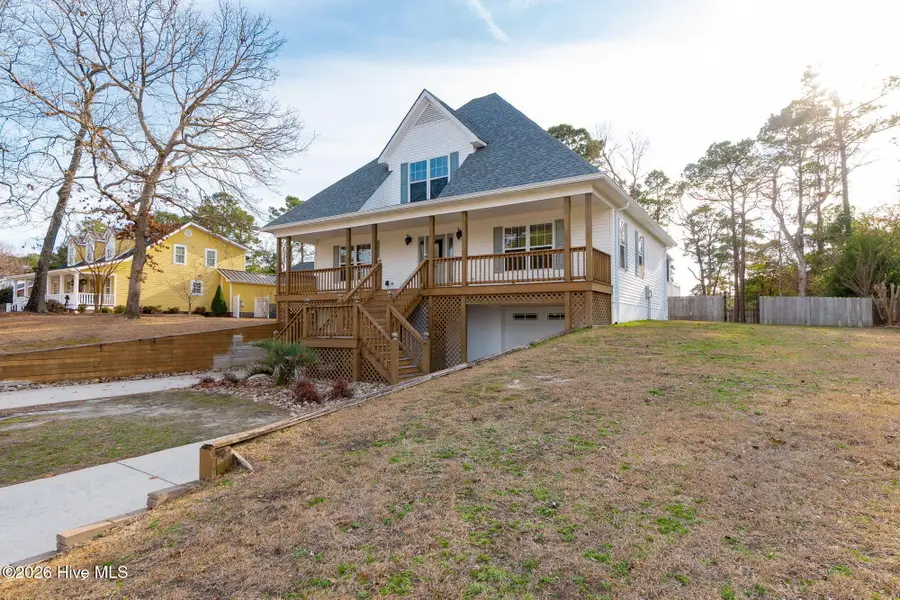 917 W Haven Boulevard, Morehead City, NC 28557 - Image #2