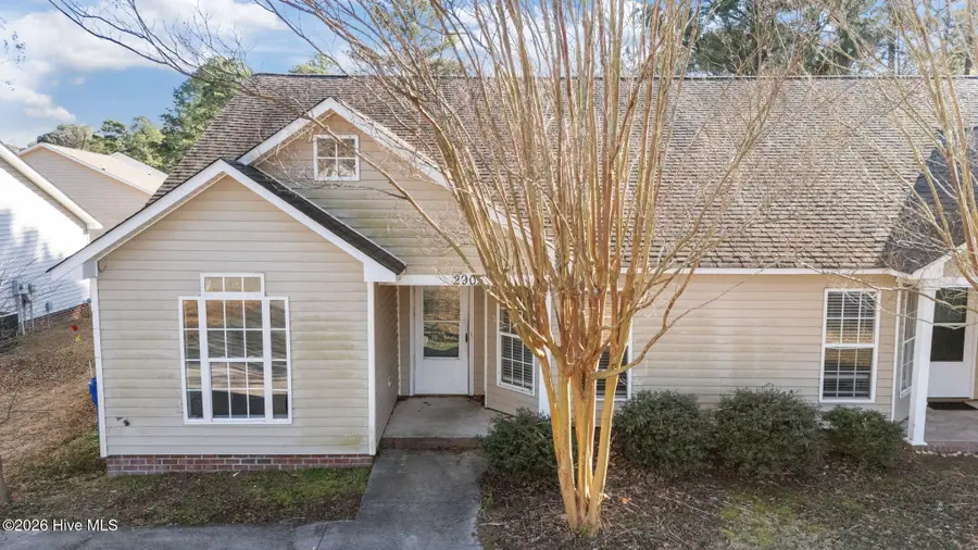 2905 Flintridge Drive, Greenville, NC 27834 - Image #2