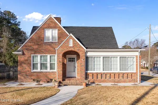 806 West Road, Kinston, NC 28501