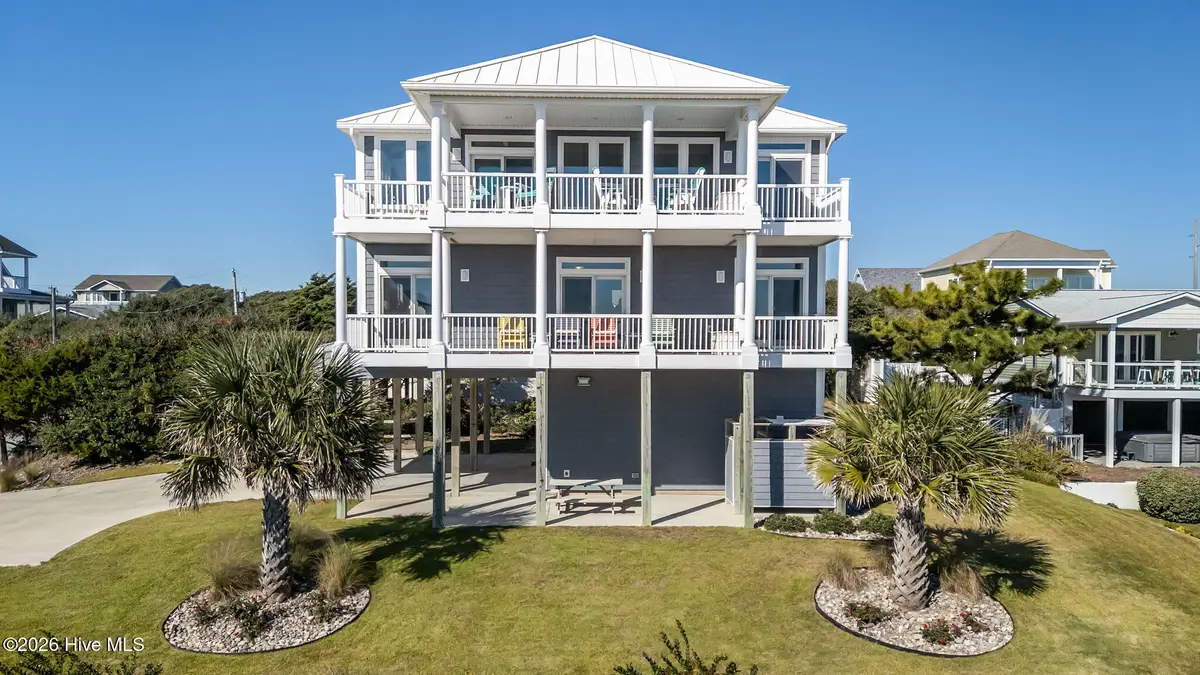 102 E Summer Place, Emerald Isle, NC 28594 - #1