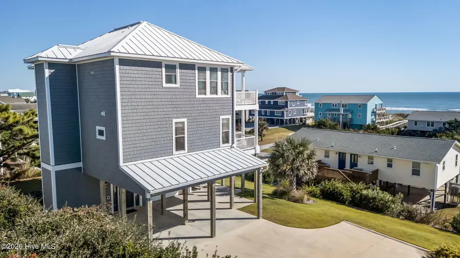 102 E Summer Place, Emerald Isle, NC 28594 - #3
