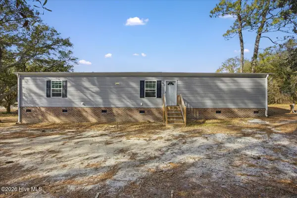 104 Sycamore Road, Southport, NC 28461