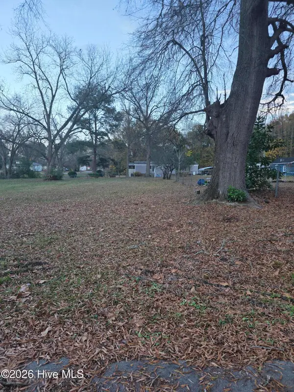 404 S Railroad Street, Elm City, NC 27822