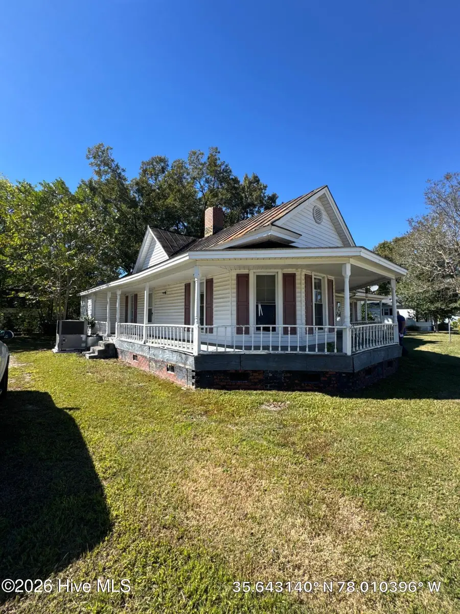 202 Goldsboro Street, Lucama, NC 27851 - Image #2