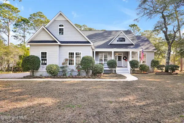 41 Yaupon Way, Oak Island, NC 28465