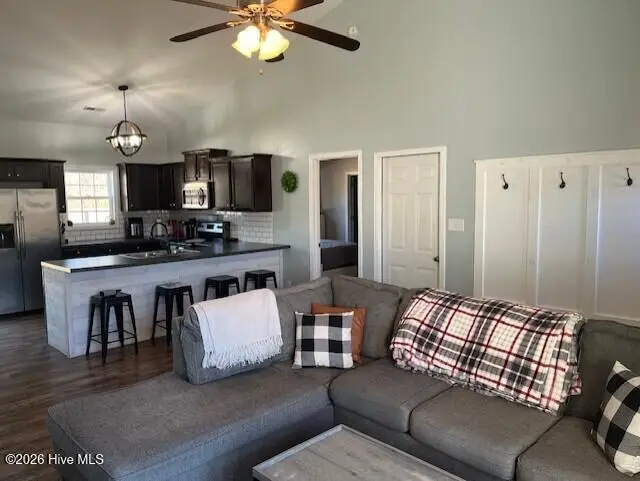 105 Lilac Lane, Richlands, NC 28574 - Image #3