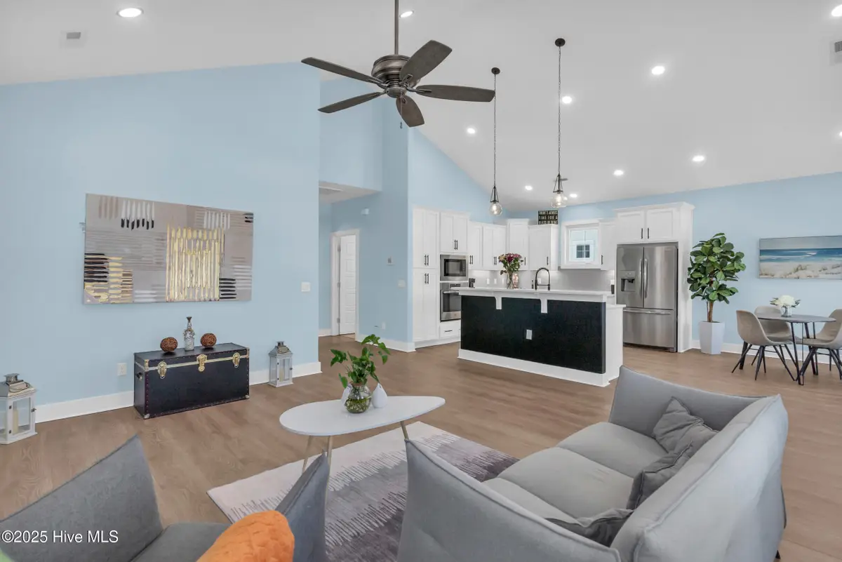 405 Ivy Lane, Carolina Beach, NC 28428 - #1