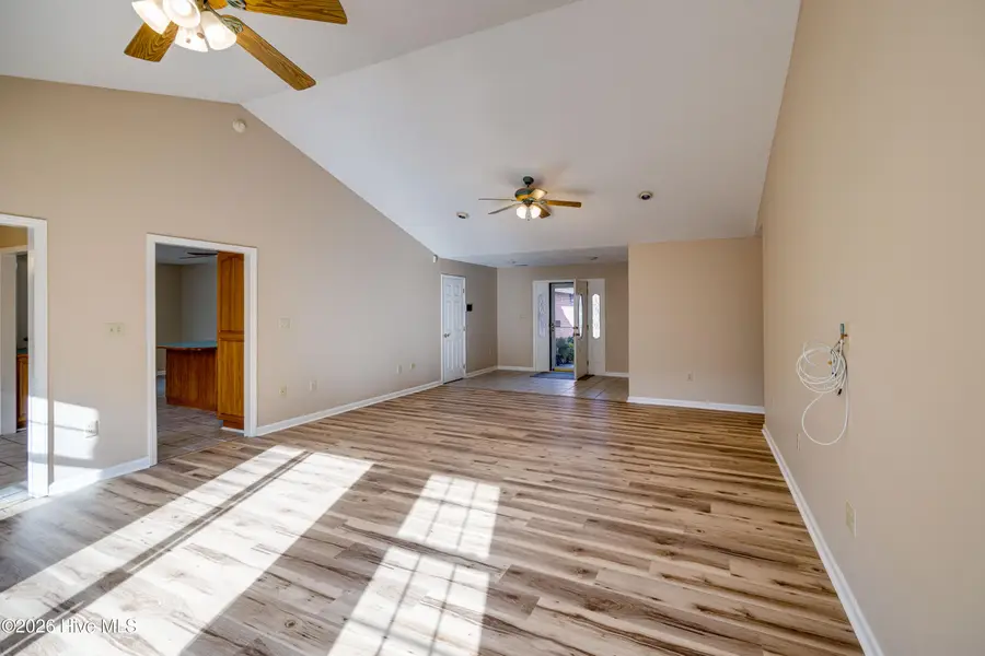 275 Juanita Lane, New Bern, NC 28560 - Image #3