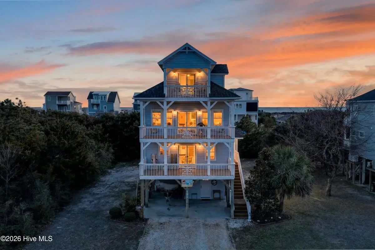122 Old Village Lane, North Topsail Beach, NC 28460 - #1