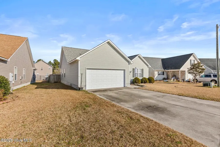 212 Ashcroft Drive, Jacksonville, NC 28546 - Image #3