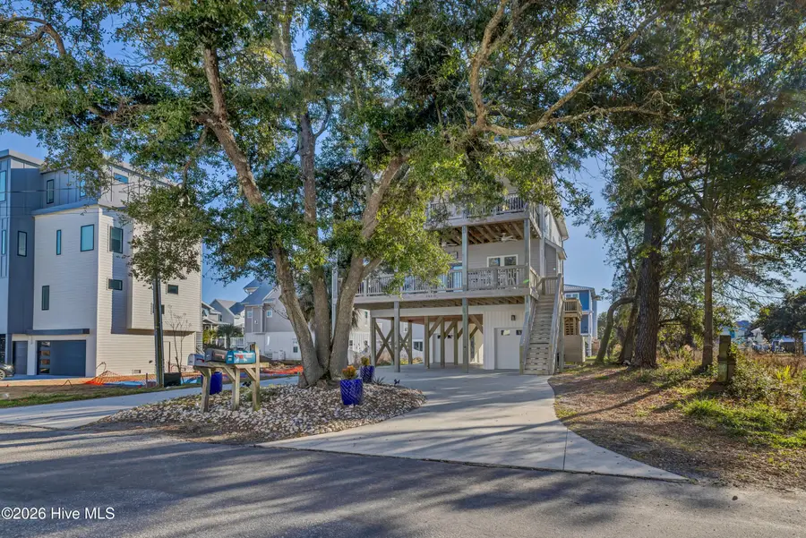 305 Columbia Avenue, Carolina Beach, NC 28428 - #3