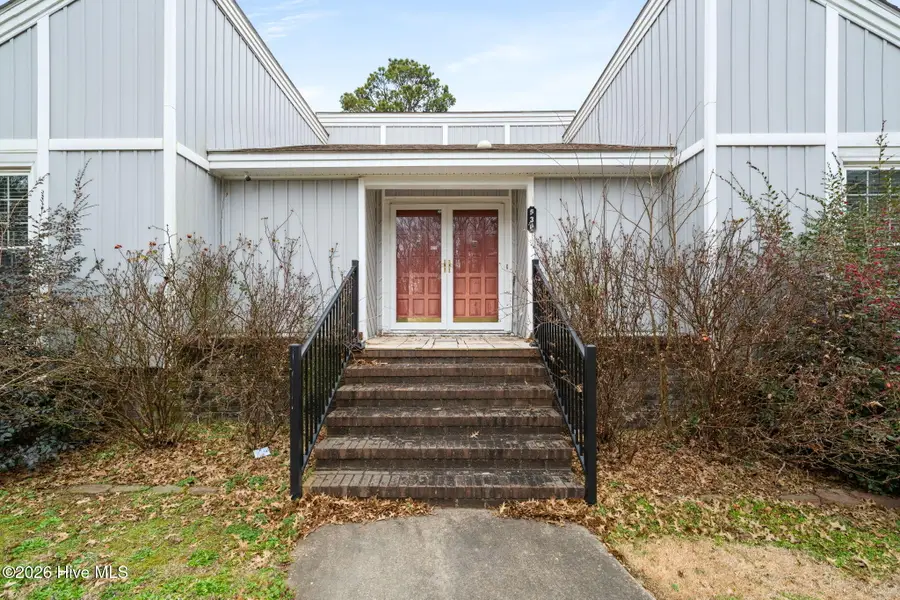 530 E Park Avenue, Nashville, NC 27856 - Image #3