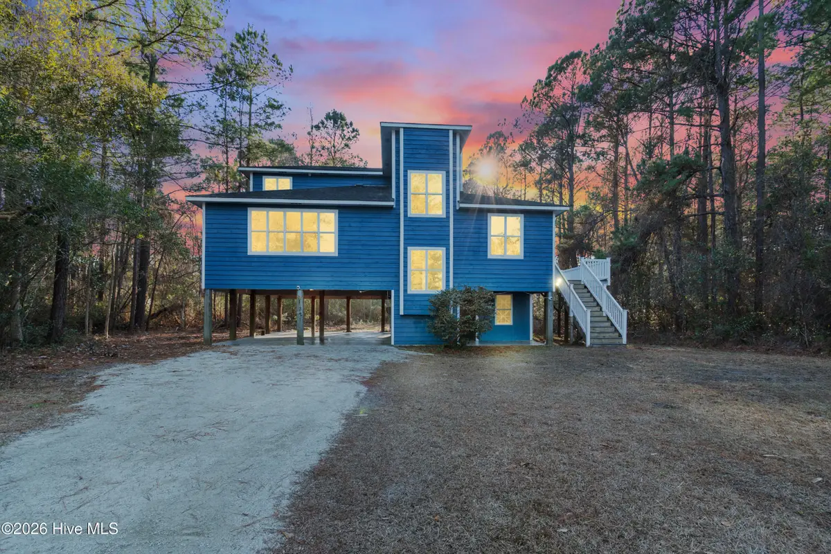 132 Rolling Hill Drive, Swansboro, NC 28584 - Image #1