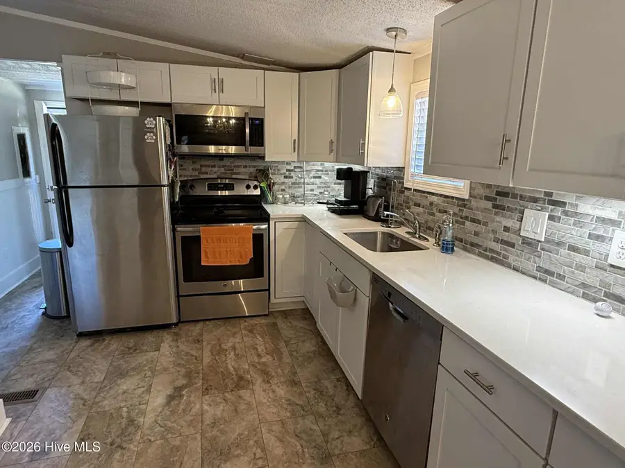 2447 Pinewood Drive Sw, Supply, NC 28462 - #3