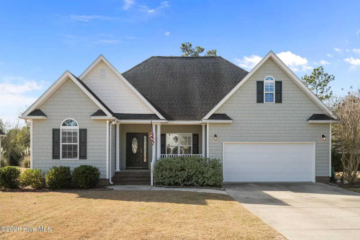 229 Wedgefield Circle, Maple Hill, NC 28454 - Image #1