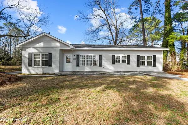 124 Hc Powers Road, Wallace, NC 28466