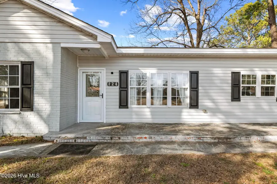 124 Hc Powers Road, Wallace, NC 28466 - Image #3