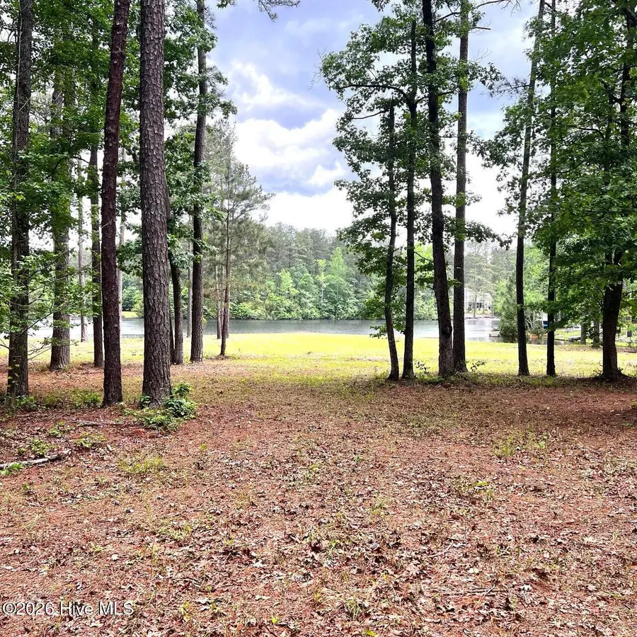 305 Lakewood Drive, Aberdeen, NC 28315 - Image #3