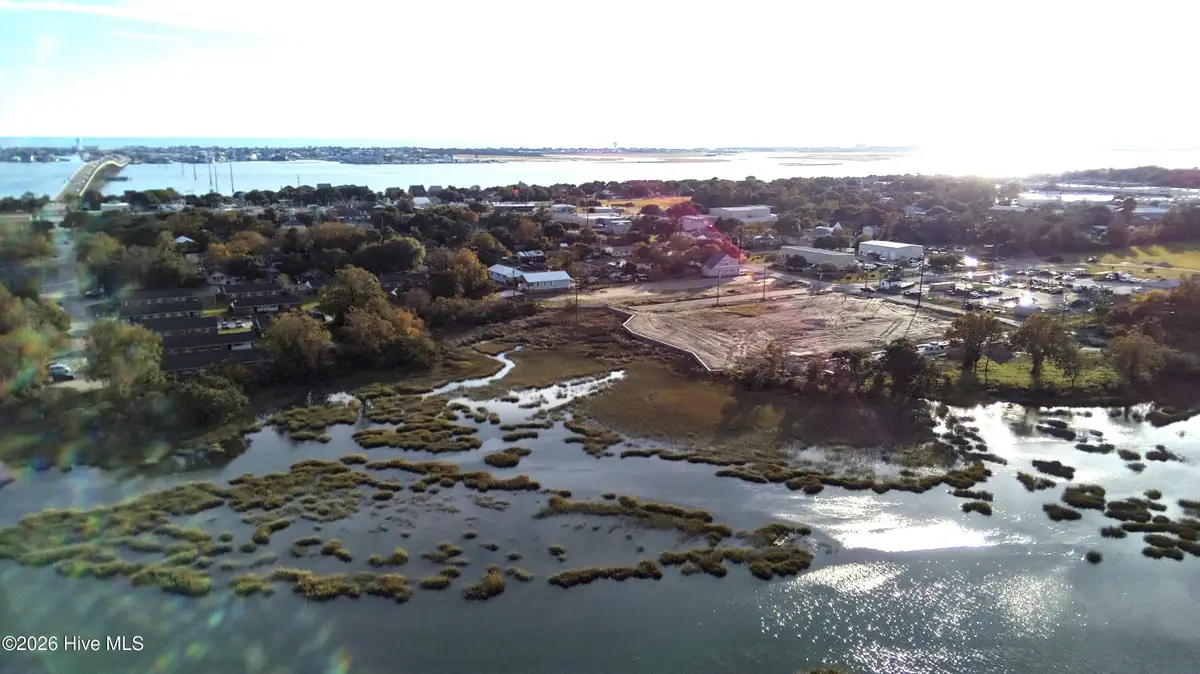 2411 E Myrtle Street, Morehead City, NC 28557 - #1